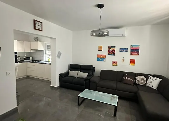 Apartment Oblak Vrsi